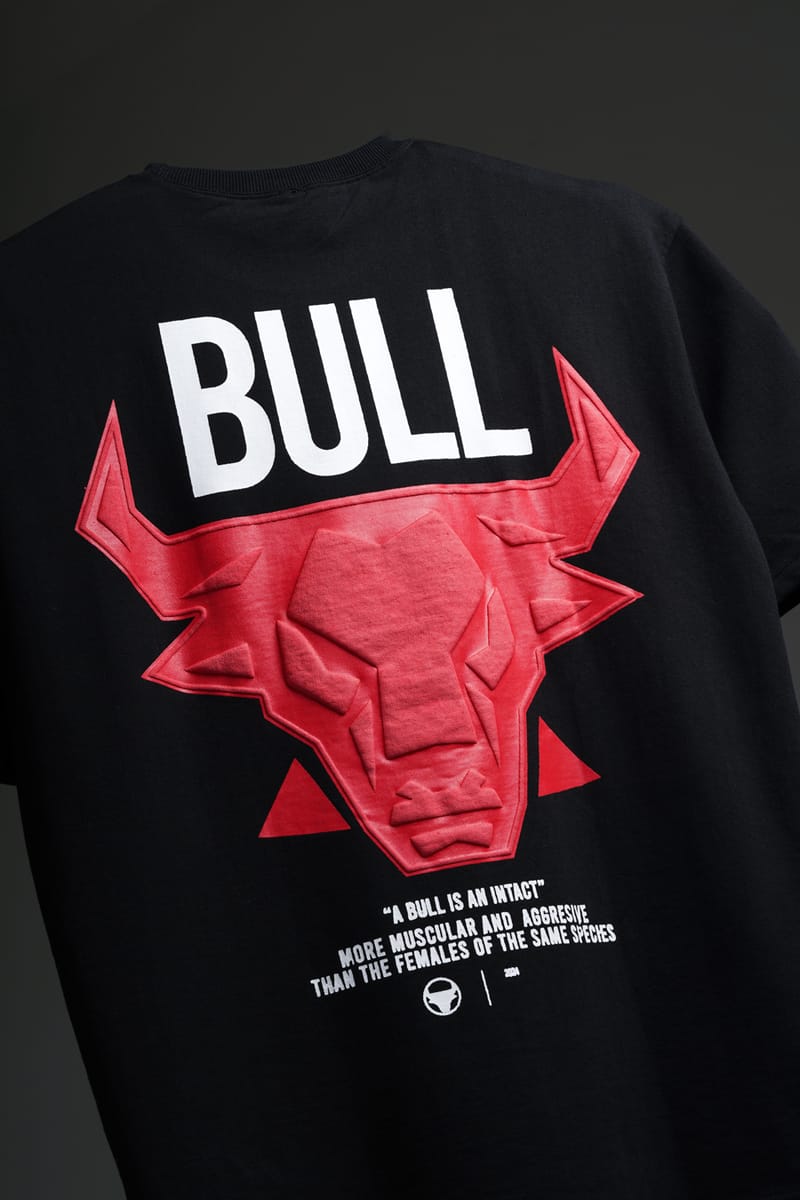 The Bull Oversized T shirt  (Black, Red) - FRENCH TERRY COTTON 240 GSM & PUFF PRINT